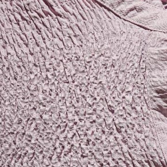 PASTEL PINK FEMININE RUFFLE 5 BUTTON SLEVELESS TOP 2X - Picture 2 of 7